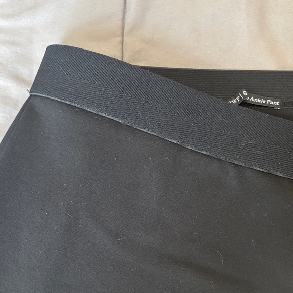 Talbots 22wp SOHO Black Ankle Pants - Picture 7 of 8